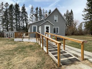Photo 1: 273045 Township Road 432: Rural Ponoka County Detached for sale : MLS®# A2020771