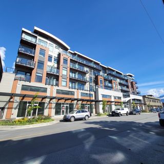 Main Photo: 614 38033 SECOND Avenue in Squamish: Downtown SQ Condo for sale in "AMAJI" : MLS®# R2703377