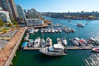 Photo 11: 601 1010 BEACH Avenue in Vancouver: Yaletown Condo for sale in "1000 BEACH" (Vancouver West)  : MLS®# R2728475