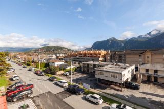 Photo 12: 304 38013 THIRD Avenue in Squamish: Downtown SQ Condo for sale in "THE LAUREN" : MLS®# R2412255
