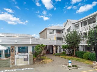 Photo 2: 215 32833 LANDEAU PLACE in Abbotsford: Central Abbotsford Condo for sale : MLS®# R2742734