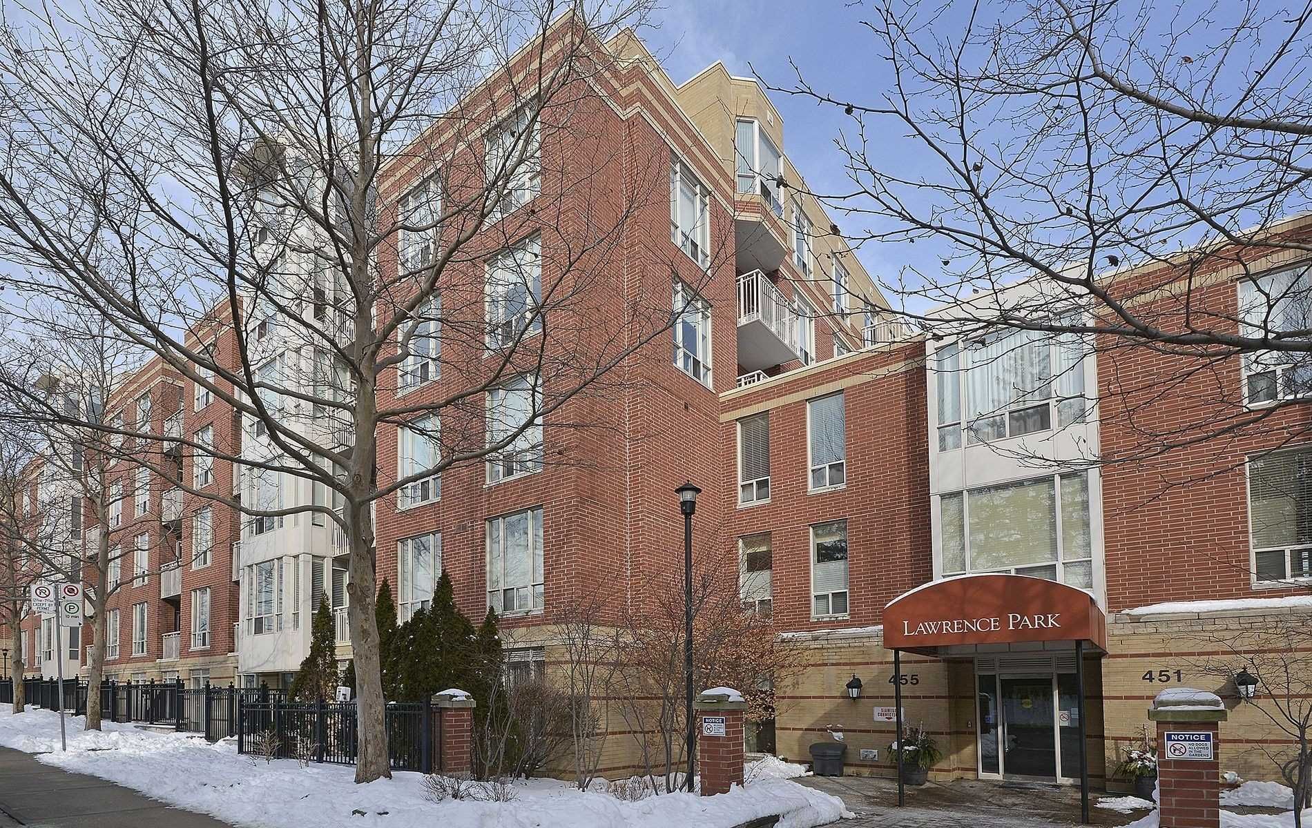 Main Photo: 610 455 Rosewell Avenue in Toronto: Lawrence Park South Condo for sale (Toronto C04)  : MLS®# C4678281
