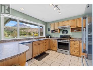Photo 9: 181 Branchflower Road in Salmon Arm: House for sale : MLS®# 10312926