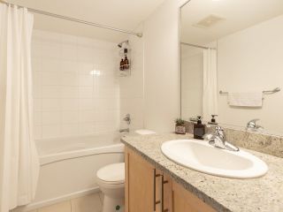 Photo 12: 210 2150 E HASTINGS Street in Vancouver: Hastings Condo for sale in "The View" (Vancouver East)  : MLS®# R2345358
