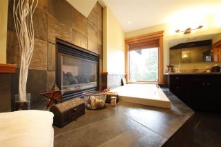Photo 10: 1066 GLACIER VIEW Drive in Squamish: Garibaldi Highlands House for sale : MLS®# R2118309