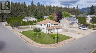 Photo 2: 3221 19 Avenue, in Salmon Arm: House for sale : MLS®# 10284454