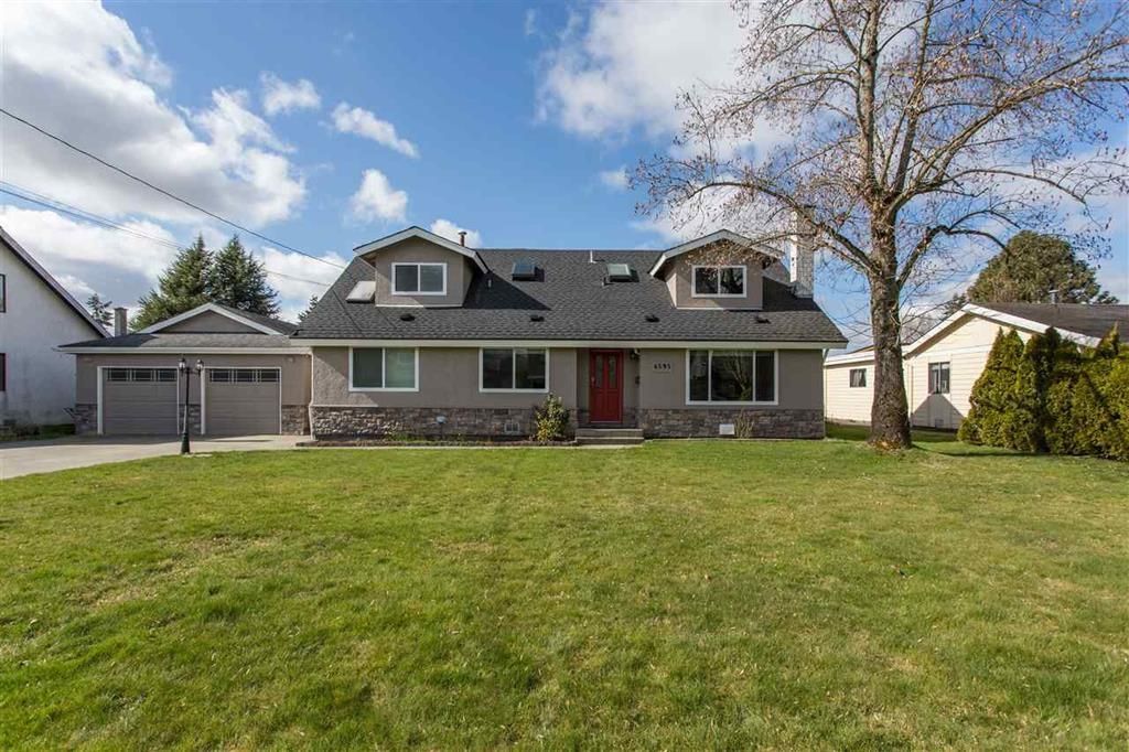Main Photo: 4595 61 Street in Delta: Holly House for sale (Ladner)  : MLS®# R2802301