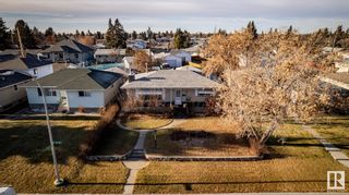 Photo 2: 13608 111 Street in Edmonton: Zone 01 House for sale : MLS®# E4365394