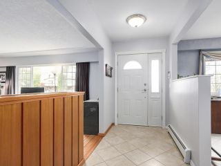 Photo 2: 3935 WILLIAM Street in Burnaby: Willingdon Heights House for sale (Burnaby North)  : MLS®# R2149718