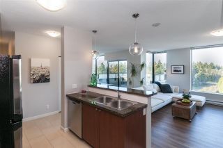 Photo 3: 2101 15 E ROYAL Avenue in New Westminster: Fraserview NW Condo for sale in "VICTORIA HILL" : MLS®# R2226626