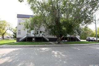 Photo 4: 511 Stadacona Street West in Moose Jaw: Central MJ Multi-Family for sale : MLS®# SK889787