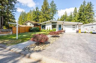 Photo 1: 4691 197A Street in Langley: Langley City House for sale in "South of Nicomekl River" : MLS®# R2817353