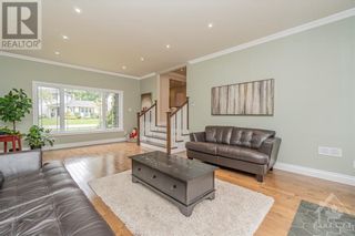 Photo 9: 40 DUNVEGAN ROAD in Ottawa: House for sale : MLS®# 1360123
