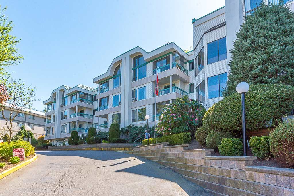 Main Photo: 307 33030 GEORGE FERGUSON WAY in Abbotsford: Central Abbotsford Condo for sale : MLS®# R2569469