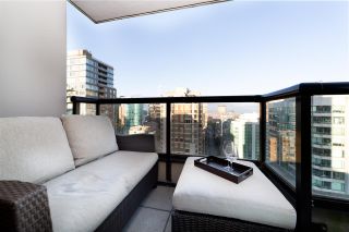 Photo 6: 2802 909 MAINLAND STREET in Vancouver: Yaletown Condo for sale (Vancouver West)  : MLS®# R2505728