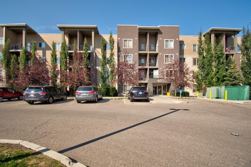 Main Photo: 4403 403 Mackenzie Way SW: Airdrie Apartment for sale : MLS®# A1254338