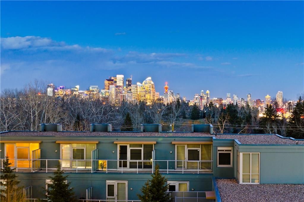 Main Photo: 77 SPRUCE PL SW in Calgary: Spruce Cliff Condo for sale