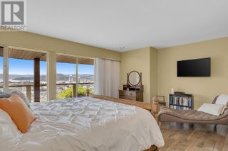 Photo 16: 828 Mount Royal Drive in Kelowna: House for sale : MLS®# 10305236