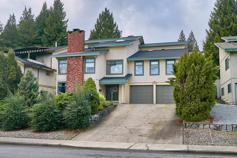 FEATURED LISTING: 1378 LANSDOWNE Drive Coquitlam