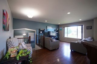 Photo 3: 42 Cadham Bay in Portage la Prairie: House for sale : MLS®# 202318333