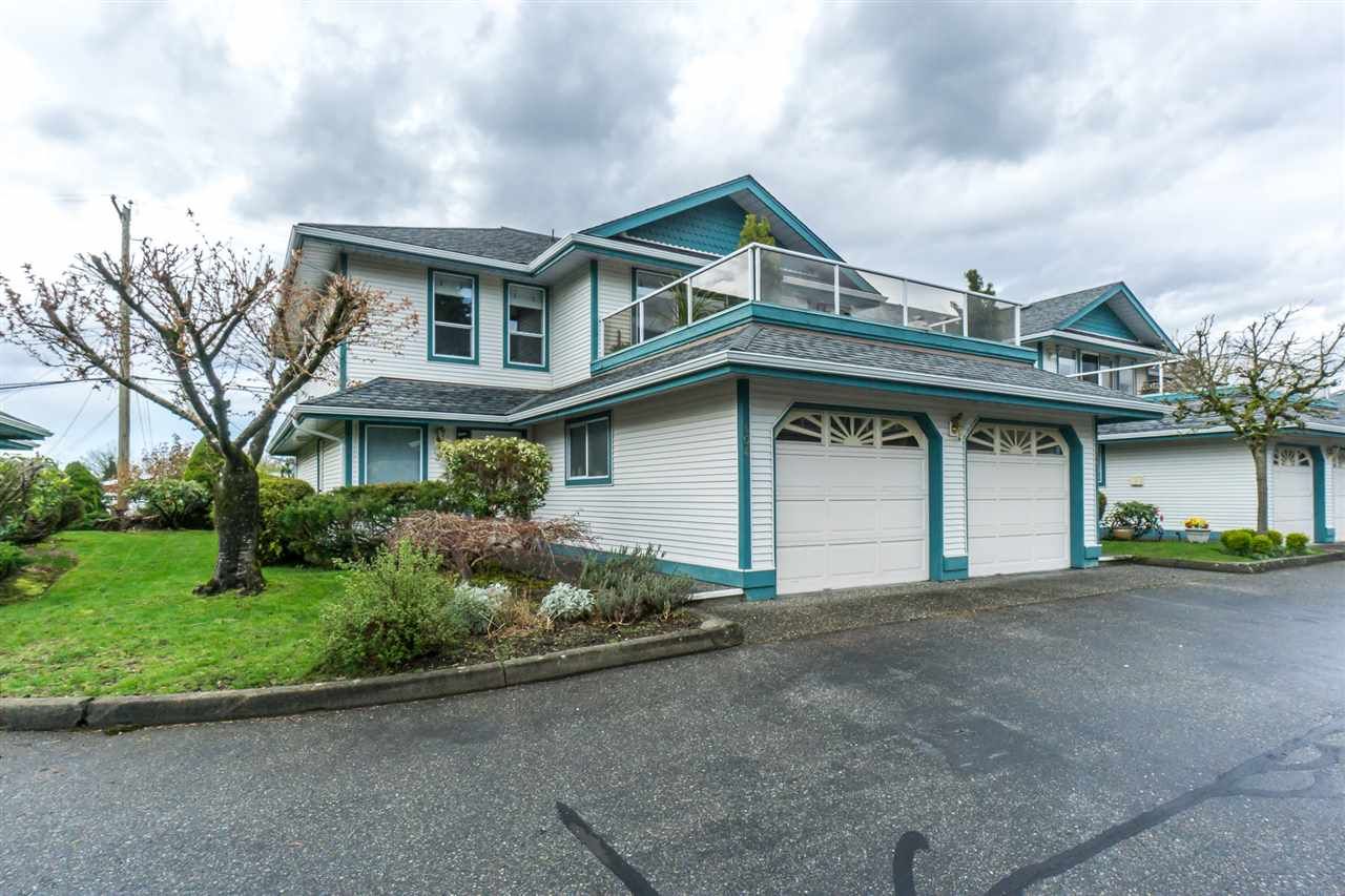 Main Photo: 404 7500 COLUMBIA Street in Mission: Mission BC Townhouse for sale in "Edwards Estates" : MLS®# R2263460