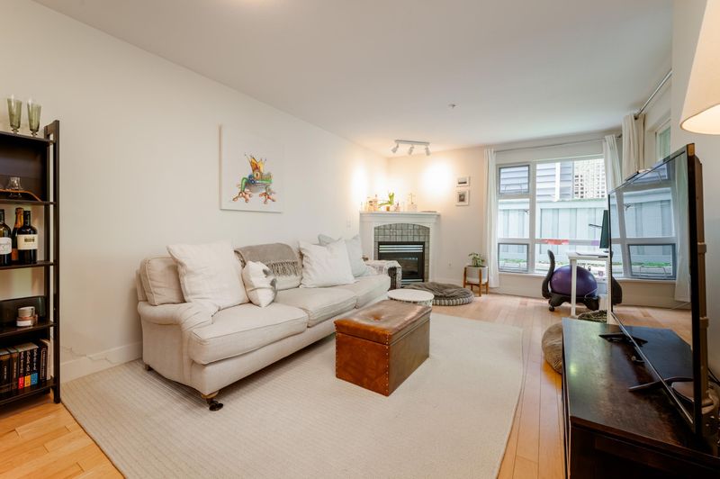 FEATURED LISTING: 206 - 1868 5TH Avenue West Vancouver