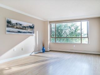 Photo 13: 309 15111 RUSSELL Avenue: White Rock Condo for sale in "Pacific Terrace" (South Surrey White Rock)  : MLS®# R2729165