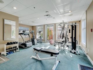 Photo 18: 102 2326 Harbour Rd in Sidney: Si Sidney North-East Condo for sale : MLS®# 926197