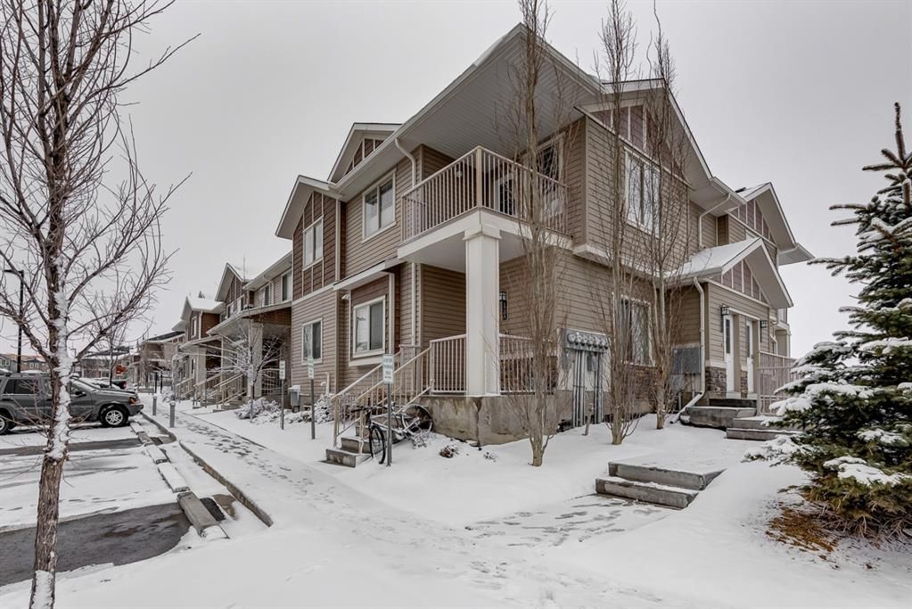Main Photo: 1707 250 Sage Valley Road NW in Calgary: Sage Hill Row/Townhouse for sale : MLS®# A1086229