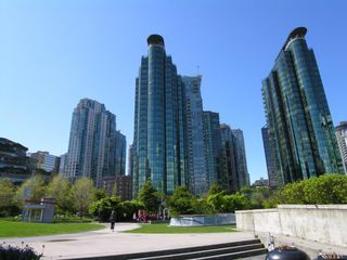 Photo 30: 606 588 BROUGHTON Street in Vancouver: Coal Harbour Condo for sale in "HARBOURSIDE PARK" (Vancouver West)  : MLS®# V929712