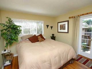 Photo 6: SOLANA BEACH House for sale : 2 bedrooms : 367 N Acacia St.