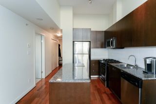 Photo 10: 1203 1030 W BROADWAY in Vancouver: Fairview VW Condo for sale in "LACOLUMBA" (Vancouver West)  : MLS®# R2742927