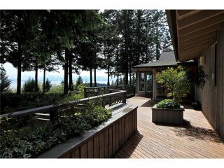 Photo 1: 4401 Woodpark Road in West Vancouver: Cypress Park Estates House for sale : MLS®# V1061125