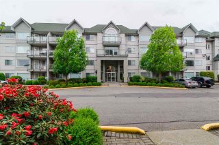Photo 1: 410 33688 KING Road in Abbotsford: Poplar Condo for sale in "College Park Place" : MLS®# R2340929