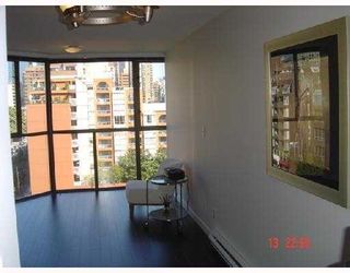 Photo 4: 1005 888 PACIFIC Street in Vancouver: False Creek North Condo for sale (Vancouver West)  : MLS®# V665277