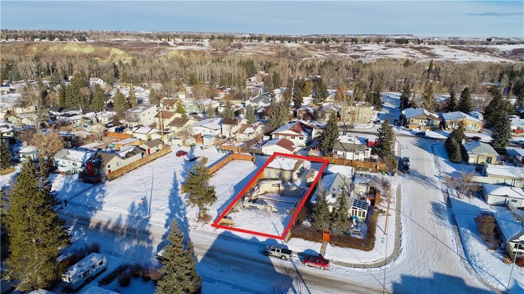 Main Photo: 4508 72 Street NW in Calgary: Bowness Land for sale : MLS®# C4299682
