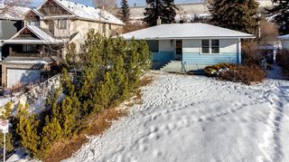 Photo 3: 3712 8 Avenue NW in Calgary: Parkdale Detached for sale : MLS®# A2023065