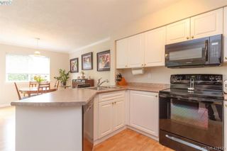 Photo 13: A 583 Tena Pl in VICTORIA: Co Wishart North Half Duplex for sale (Colwood)  : MLS®# 837604