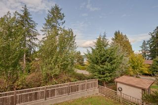 Photo 3: 5035 Longview Dr in Bowser: PQ Bowser/Deep Bay House for sale (Parksville/Qualicum)  : MLS®# 887967