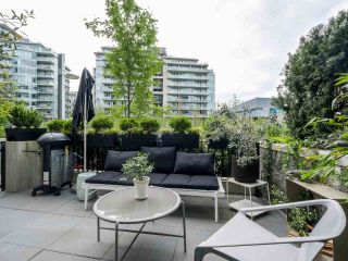 Photo 17: 104 1678 PULLMAN PORTER Street in Vancouver: Mount Pleasant VE Townhouse for sale in "Navio North" (Vancouver East)  : MLS®# R2486522