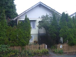 Photo 1: 6084 CHESTER Street in Vancouver: Fraser VE House for sale (Vancouver East)  : MLS®# R2877543