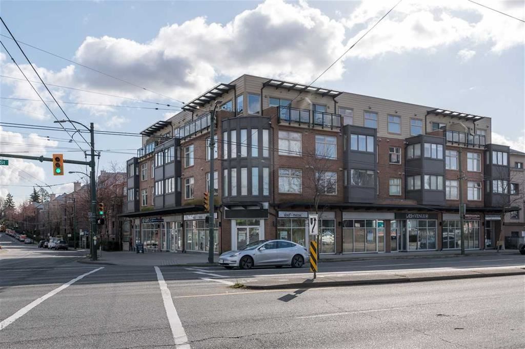 Main Photo: 303 2408 E BROADWAY in Vancouver: Renfrew VE Condo for sale (Vancouver East)  : MLS®# R2463724