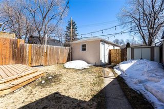 Photo 2: 918 Jessie Avenue in Winnipeg: Crescentwood Residential for sale (1B)  : MLS®# 202209043