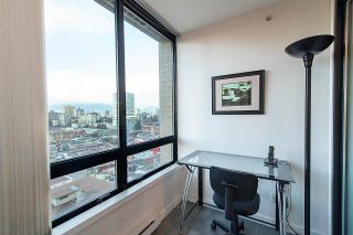 Photo 6: 1207-1003 Burnaby Street in Vancouver: West End VW Condo for sale (Vancouver West)  : MLS®# R2422009
