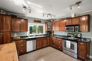 Photo 8: 1314 Lang St in Victoria: Vi Mayfair House for sale : MLS®# 845599