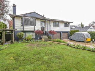 Photo 1: 15865 101 Avenue in Surrey: Guildford House for sale (North Surrey)  : MLS®# R2359276