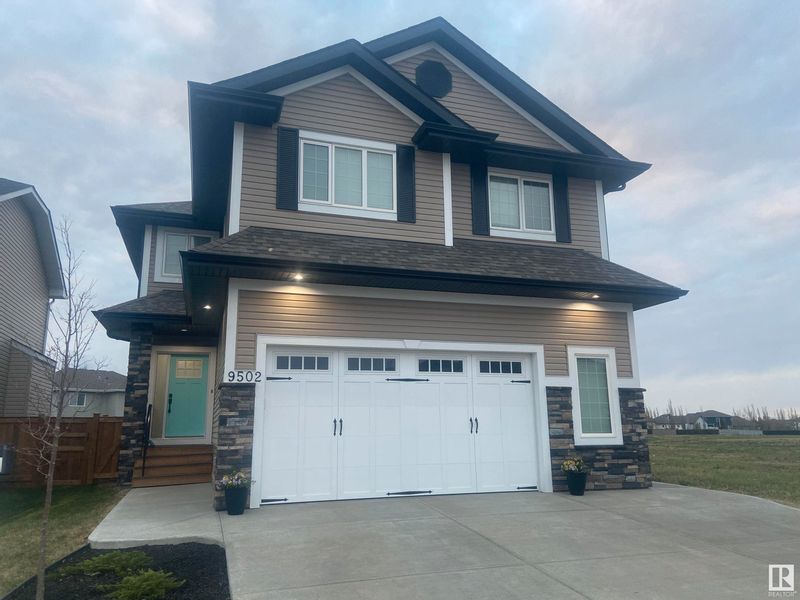 FEATURED LISTING: 9502 102 Avenue Morinville
