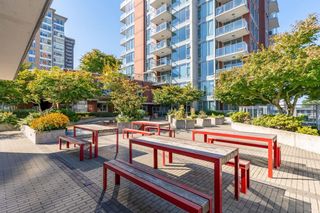 Photo 33: 401 150 W 15TH Street in North Vancouver: Central Lonsdale Condo for sale : MLS®# R2832136