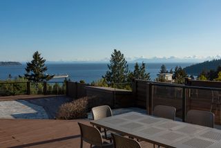 Photo 13: 4130 BURKEHILL Place in West Vancouver: Bayridge House for sale : MLS®# R2742090