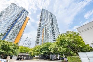 Photo 2: 3007 668 CITADEL Parade in Vancouver: Downtown VW Condo for sale in "SPECTRUM" (Vancouver West)  : MLS®# R2812038